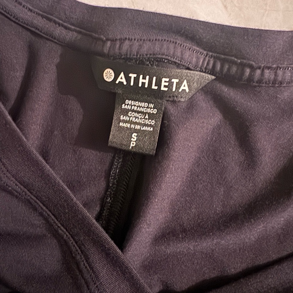 ATHLETA Ruched‎ Tee - Picture 4 of 6